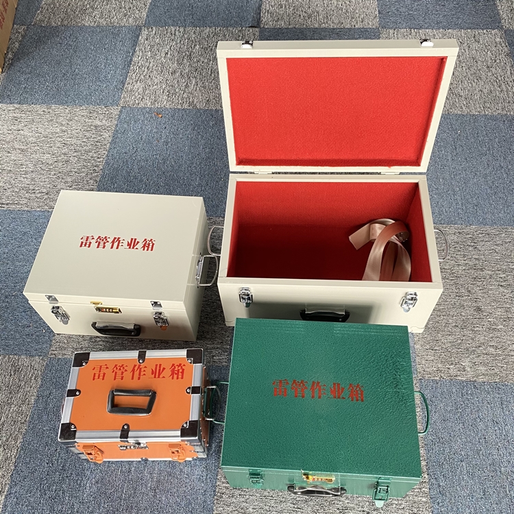 华州爆破工程作业箱如何选择？玻璃钢与传统材质的全面对比